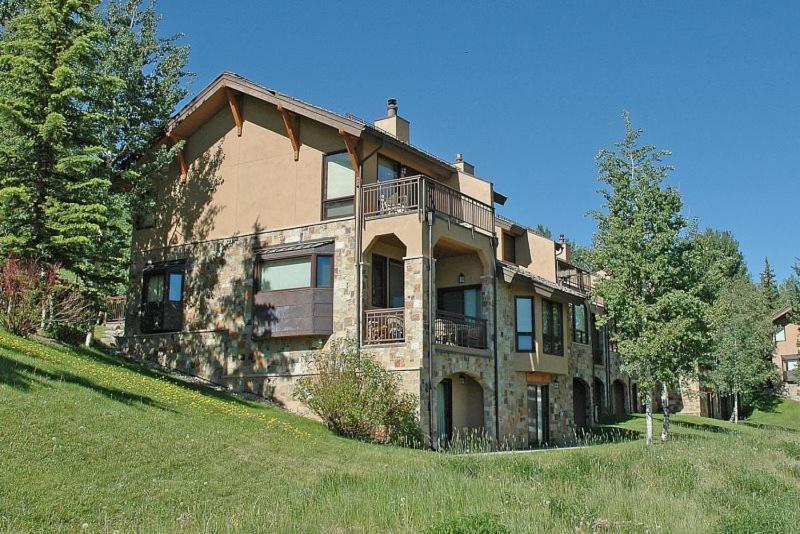Premier Ski in, Ski out 2 Bedroom Colorado Vacation Rental Steps From the Ski Slopes With Hot Tub and Pool image