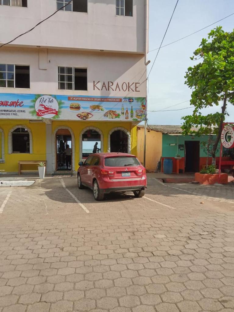 Playa El Obipo C La Marea building La Libertad photo 4