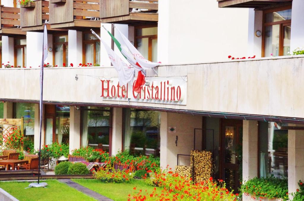Hotel Cristallino d'Ampezzo photo 2