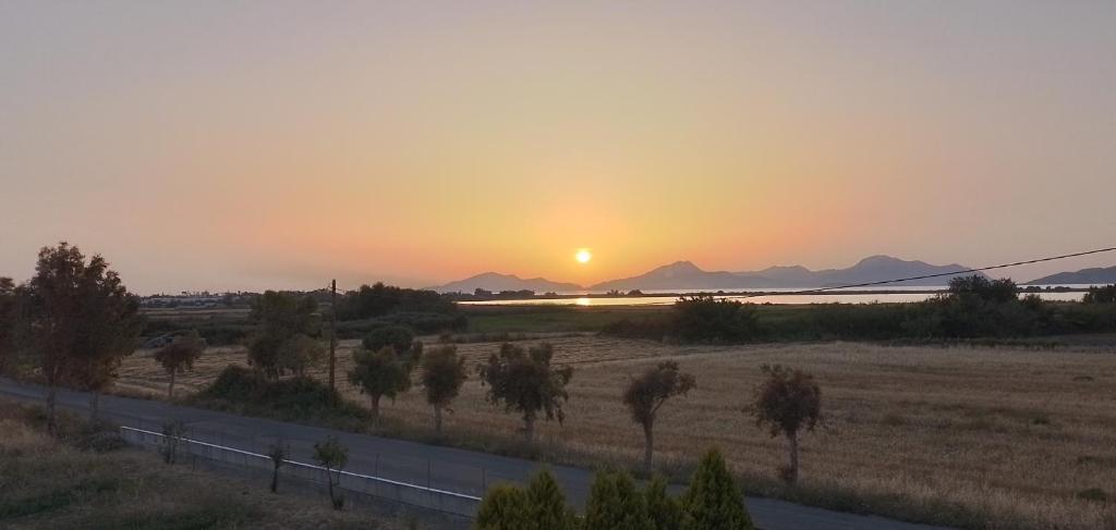 Salt Lake Sunset Tigaki