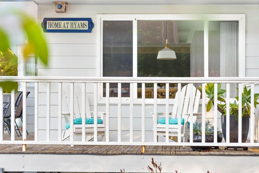 24 Hyam Rd Hyams Beach photo 1