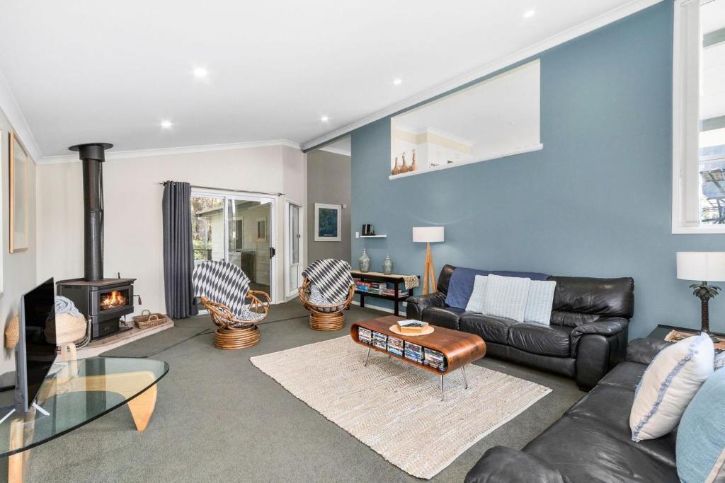 24 Hyam Rd Hyams Beach photo 2