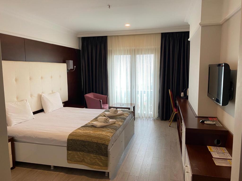 Paradise Island Hotel photo 1