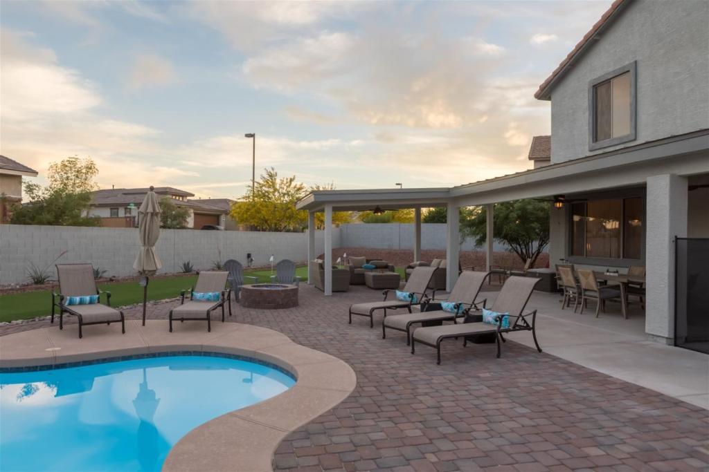 Estrella paradise with pool heater, mountain views image