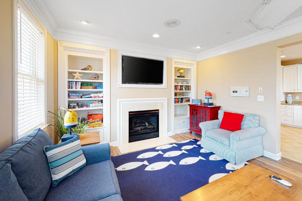 Sunset Island - Beachside Mews 1 & 2 photo 3