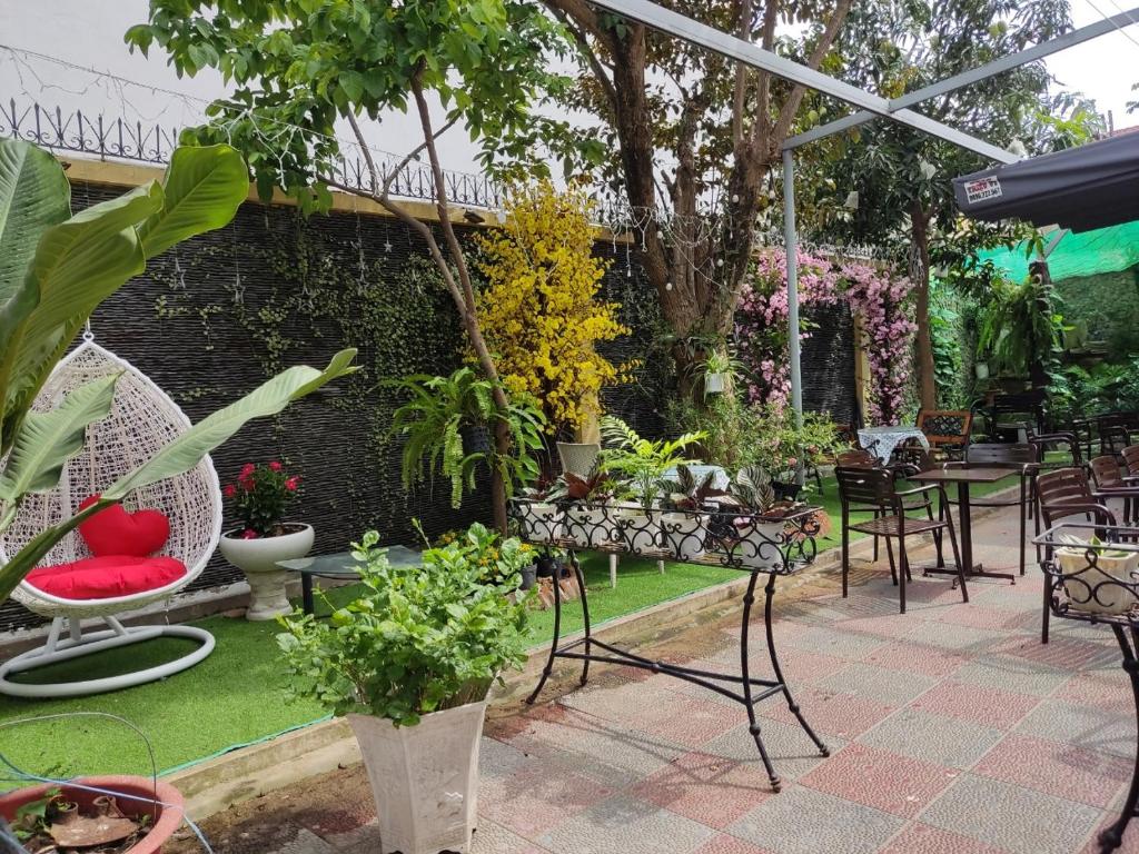 Green Garden Residence Hotel