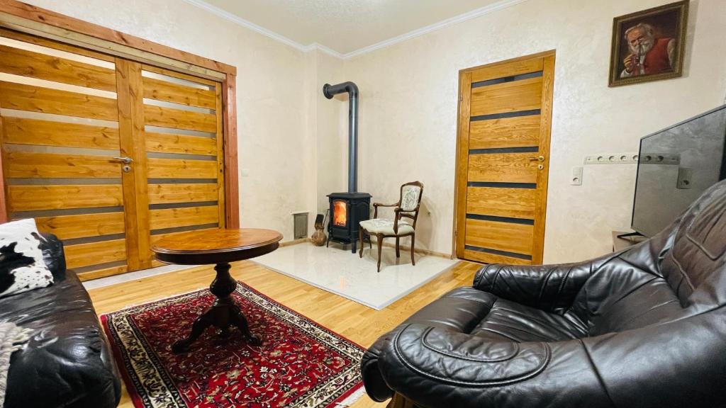 Gemütliches Apartment mit Kamin und Wohnküche photo 1