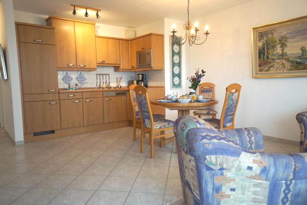 NB D6-2 - Gemütliche Ferienwohnung für 4 Personen mit Panoramablick in Cuxhaven-Sahlenburg photo 2