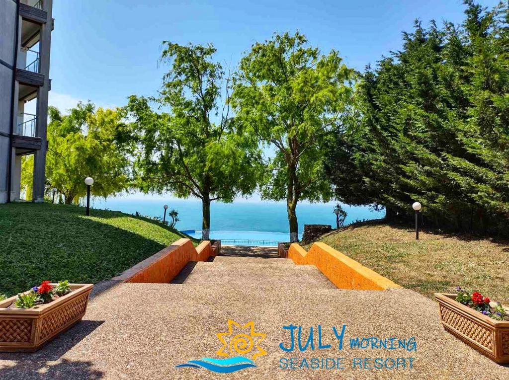 July Morning Seaside Resort photo 1