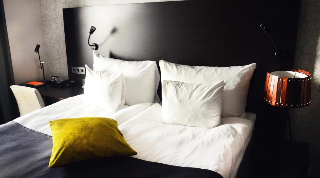 Clarion Collection Hotel Plaza photo 1