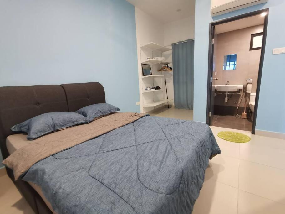 Superview Duplex with WiFi & Netflix photo 4