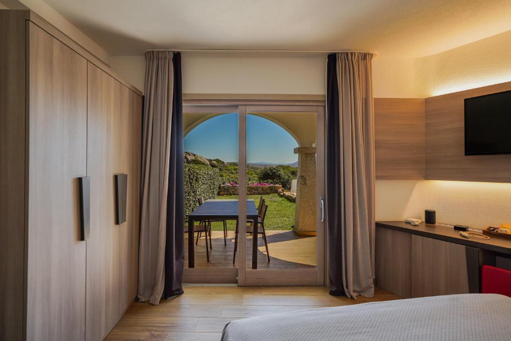 Your lovely and elegant home with garden sea view photo 1