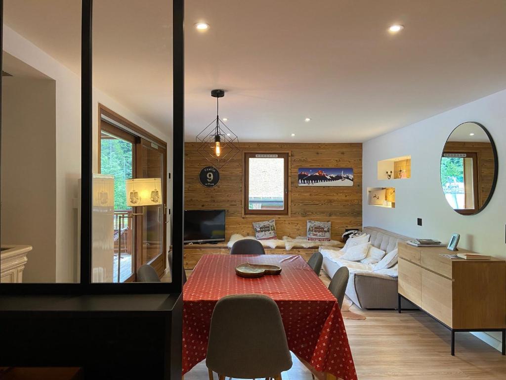 Appartement La Clusaz, 4 pièces, 7 personnes - FR-1-437-45 photo 2