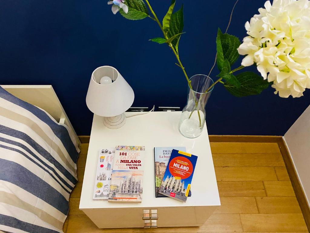 Chiara Guest House 34 - M4 Metro blu - Tap to explore photos