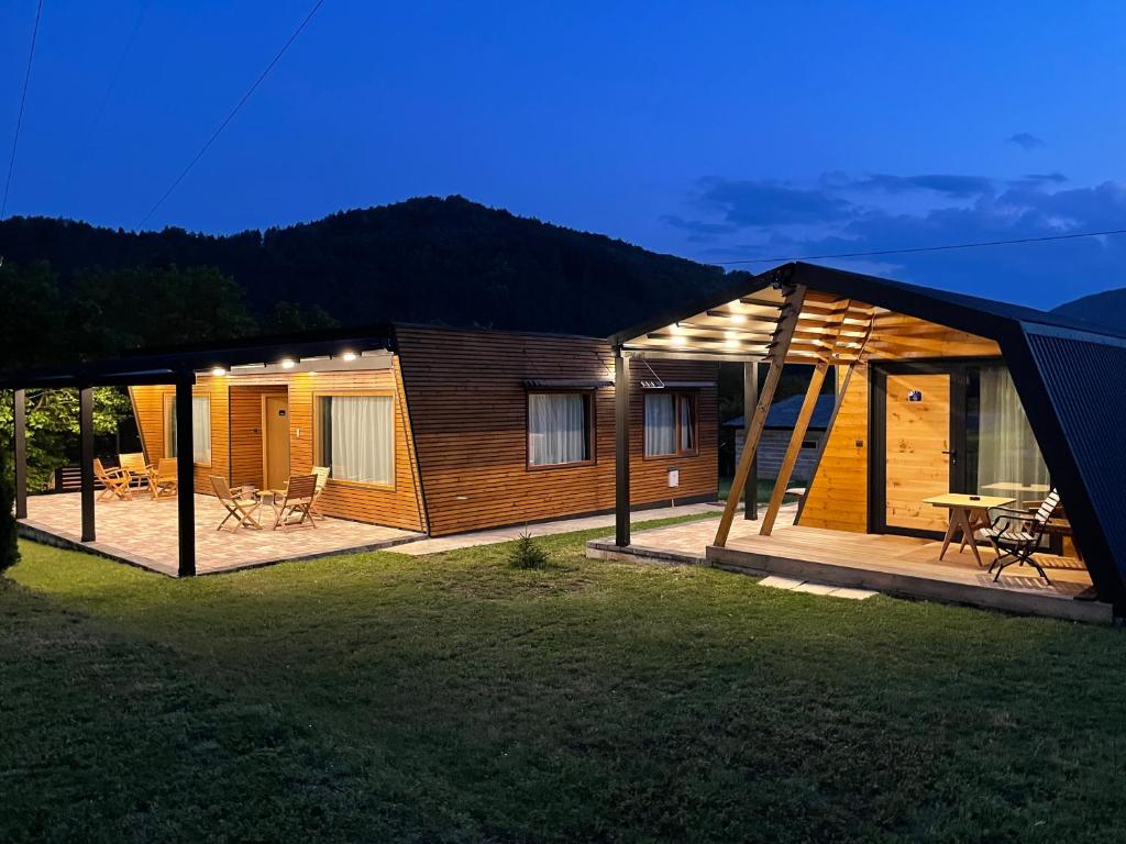 Alexandar house photo 4