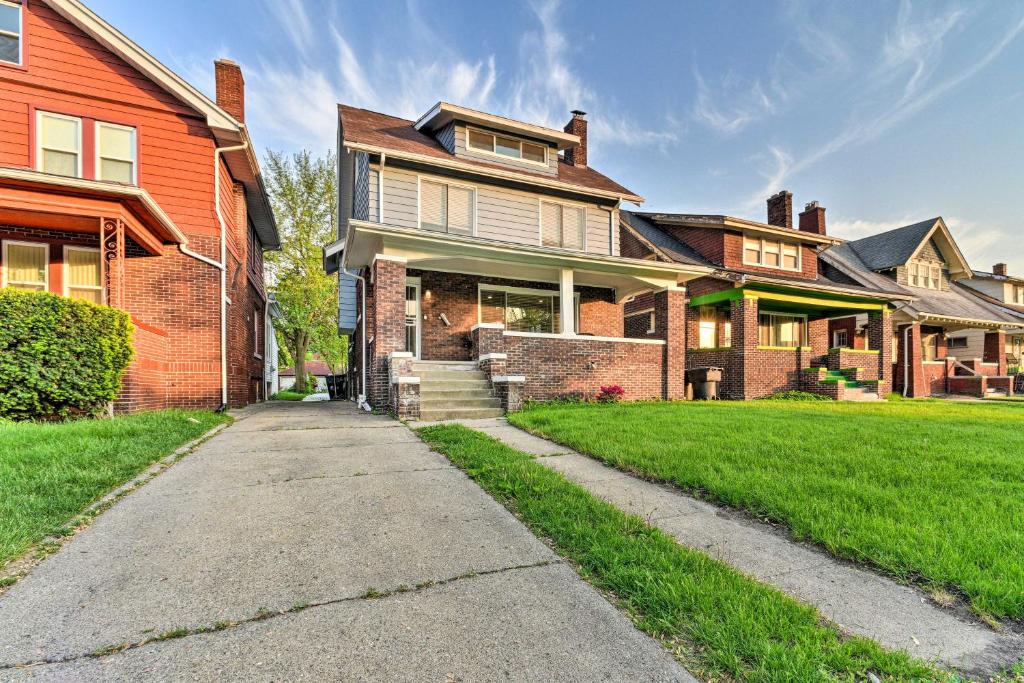 Elegant Detroit Home with Yard about 5 Mi to Dtwn! photo 2