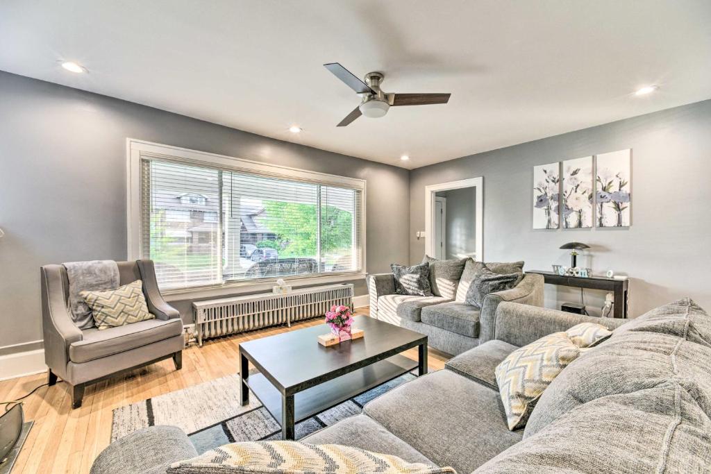Elegant Detroit Home with Yard about 5 Mi to Dtwn! photo 4
