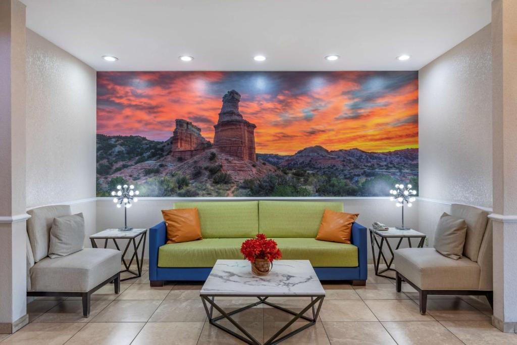 Best Western Palo Duro Canyon Inn & Suites image