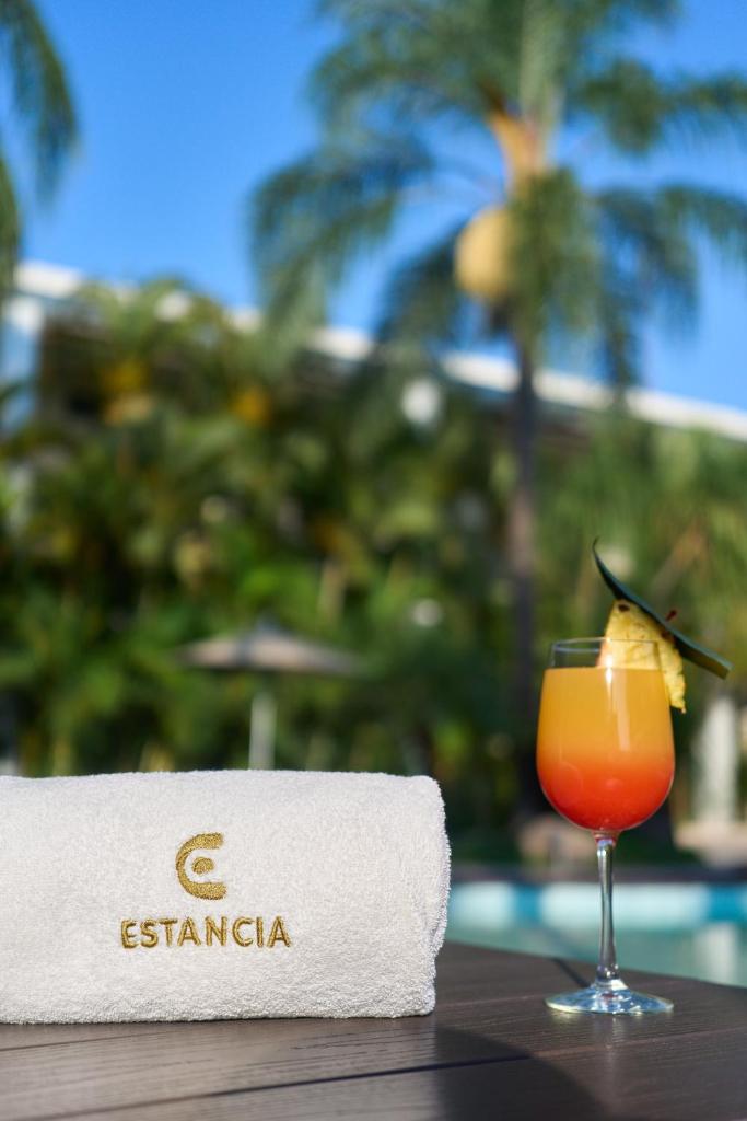 Hotel Estancia Business Class photo 3