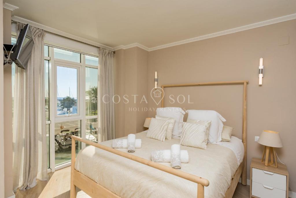 Malaga Benalmadena Puerto Marina Costa Sol Holiday Rentals photo 3