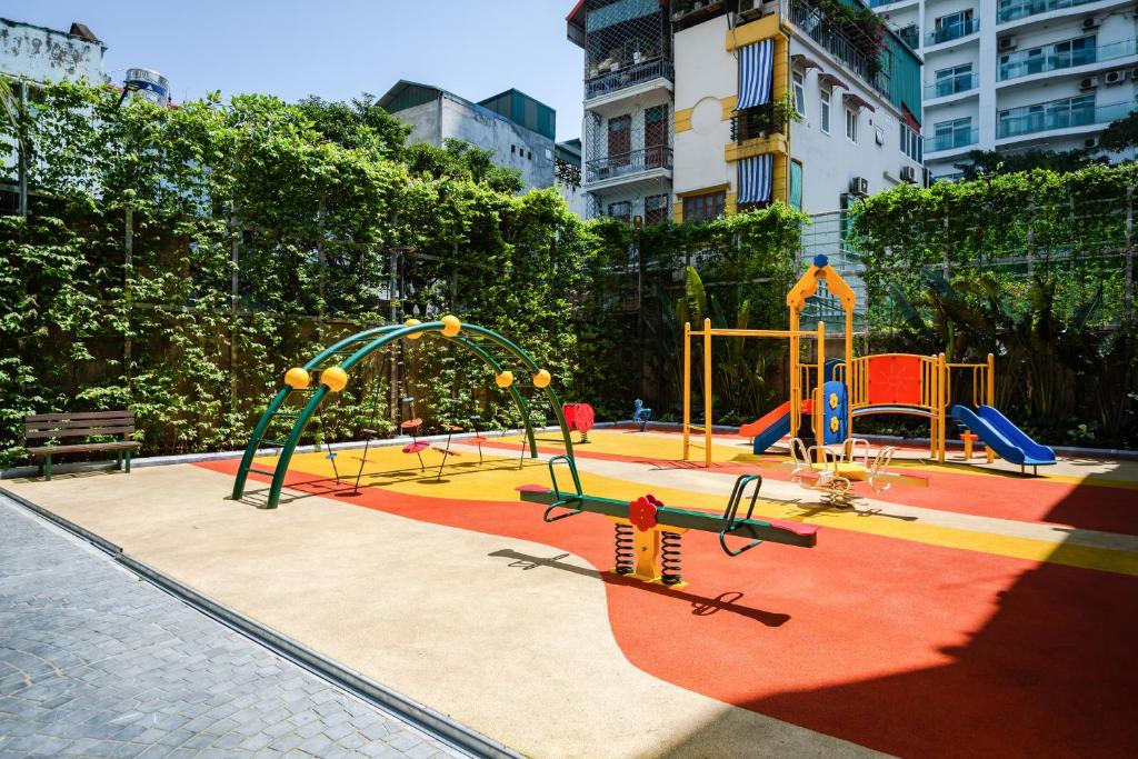 Five Star Westlake (Hotel & Serviced Apartment)
