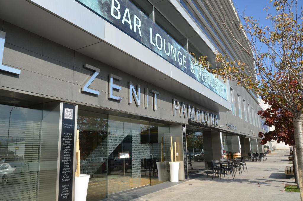 Hotel Zenit Pamplona photo 2