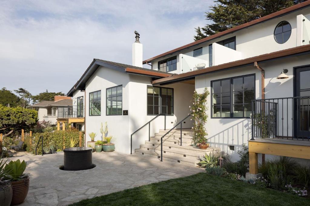 Villa Mara Carmel image