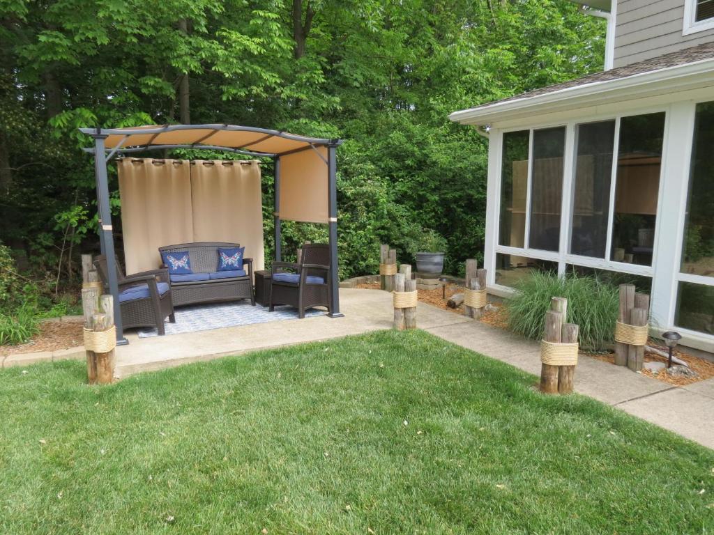 Bodee's Bungalow Adults Only Couples Only Boutique Hotel photo 2