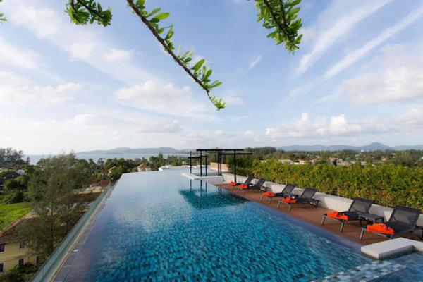 Tropical Living Surin Beach Phuket photo 3