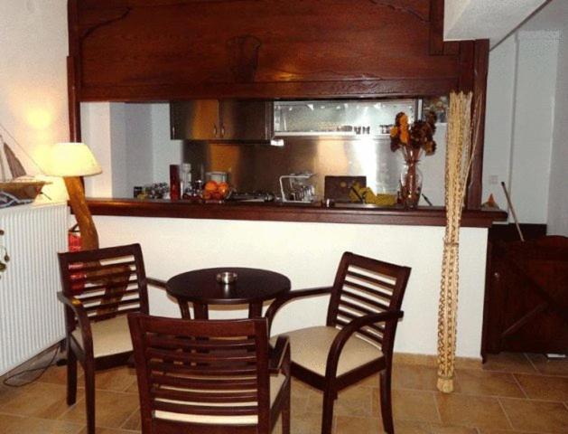 Ikosimo Guesthouse photo 4
