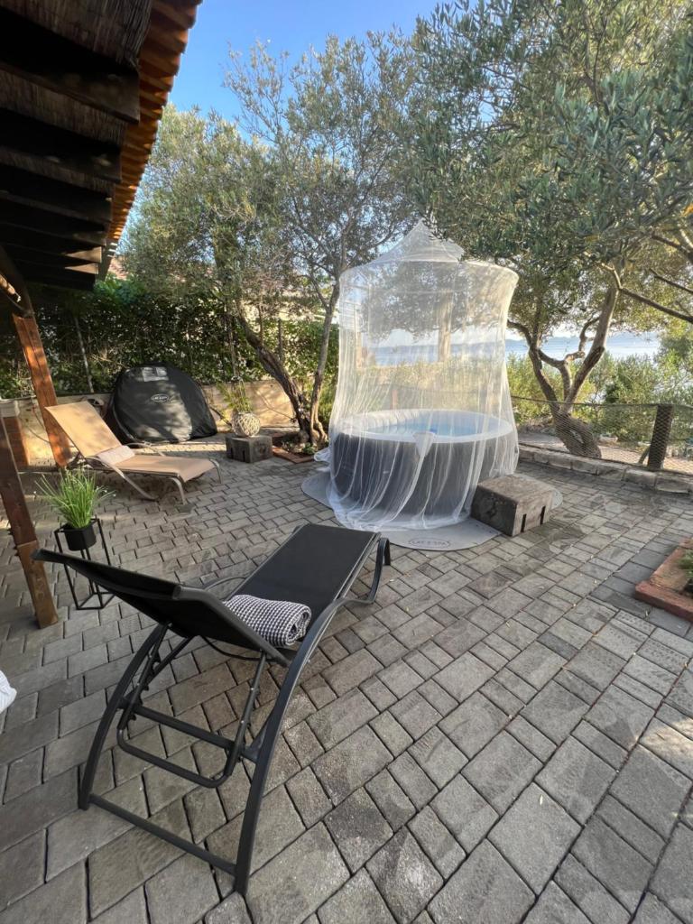 MIA mobile home with jacuzzi photo 3