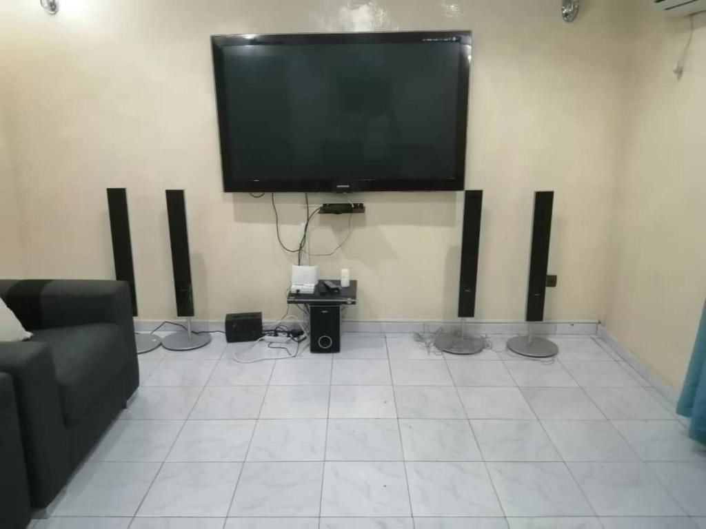 Appartment in Keur Massar photo 1