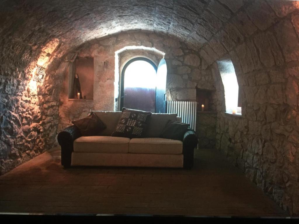 La pietra photo 3