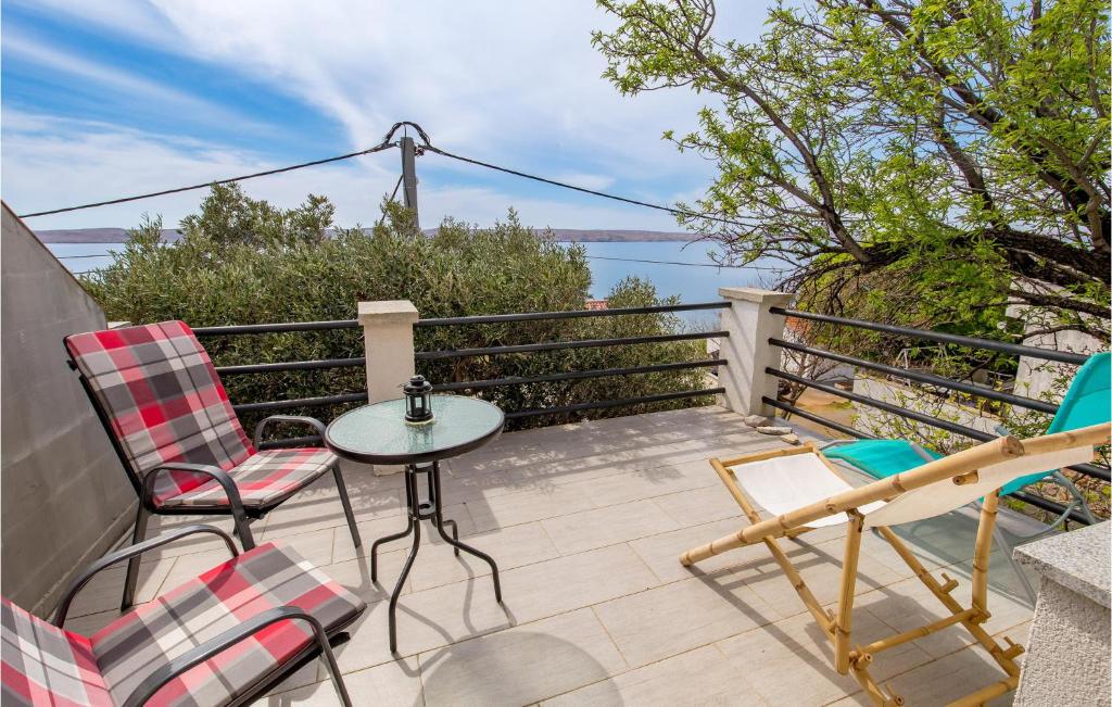 Beautiful Apartment In Baric Draga With 1 Bedrooms And Wifi