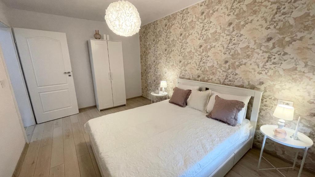 Apulum Apartment photo 3