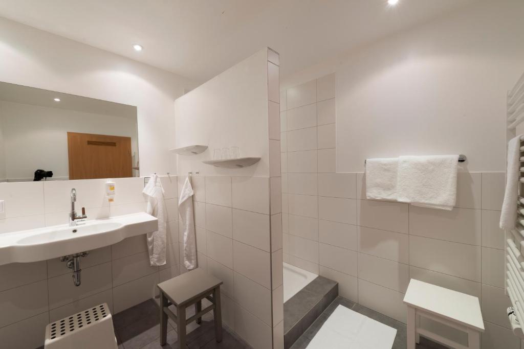 Hotel Gasthof Zum Storch Room Type - Triple Room