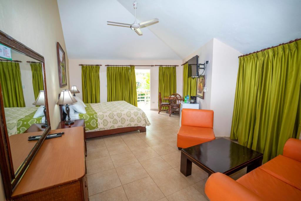 Jarabacoa River Club & Resort photo 2