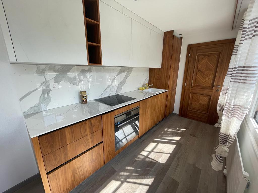 Moderne einzigartige Wohnung in Altdorf photo 3