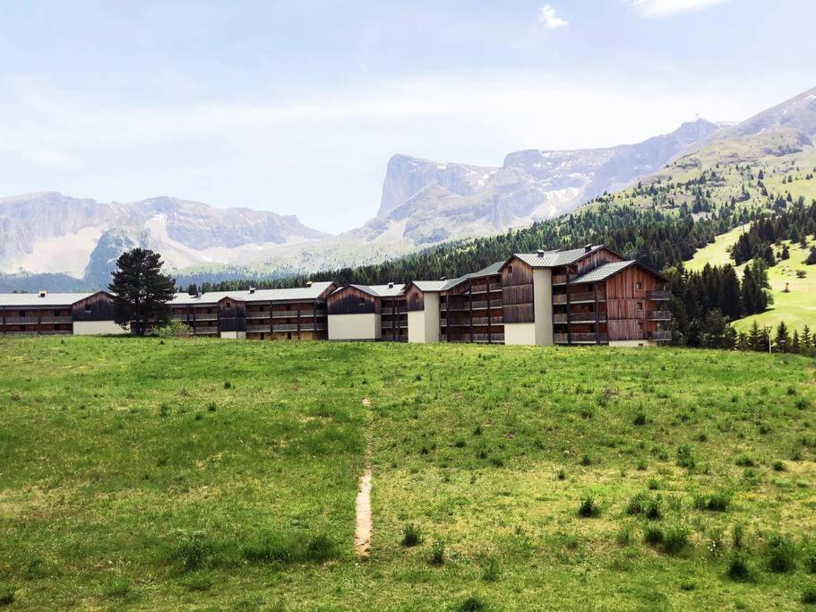 Vue panoramique tout confort 150m pistes commerces et loisirs photo 3