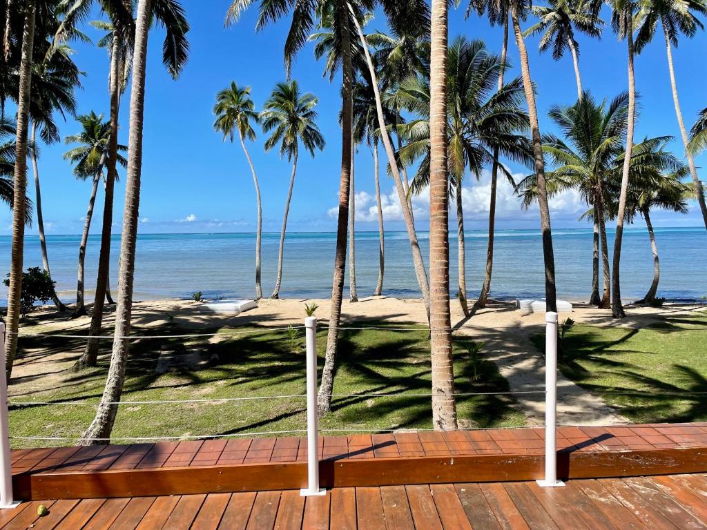 Coral Beach Cabana -- Eco Adventure Beach Villa On 3km Beach photo 2