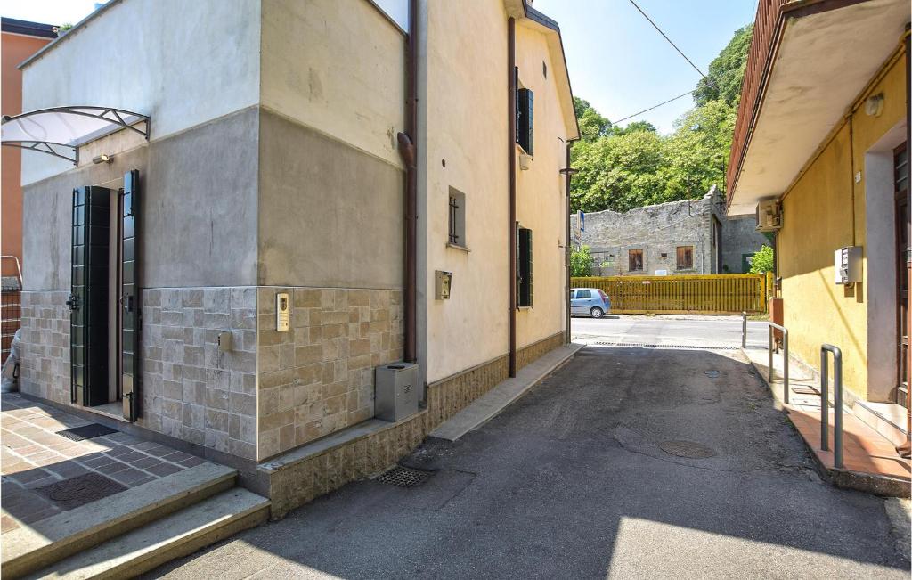 Amazing Home In Montemerlo With 2 Bedrooms photo 4