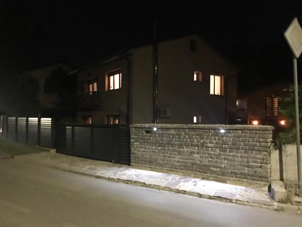 House Leyla photo 1