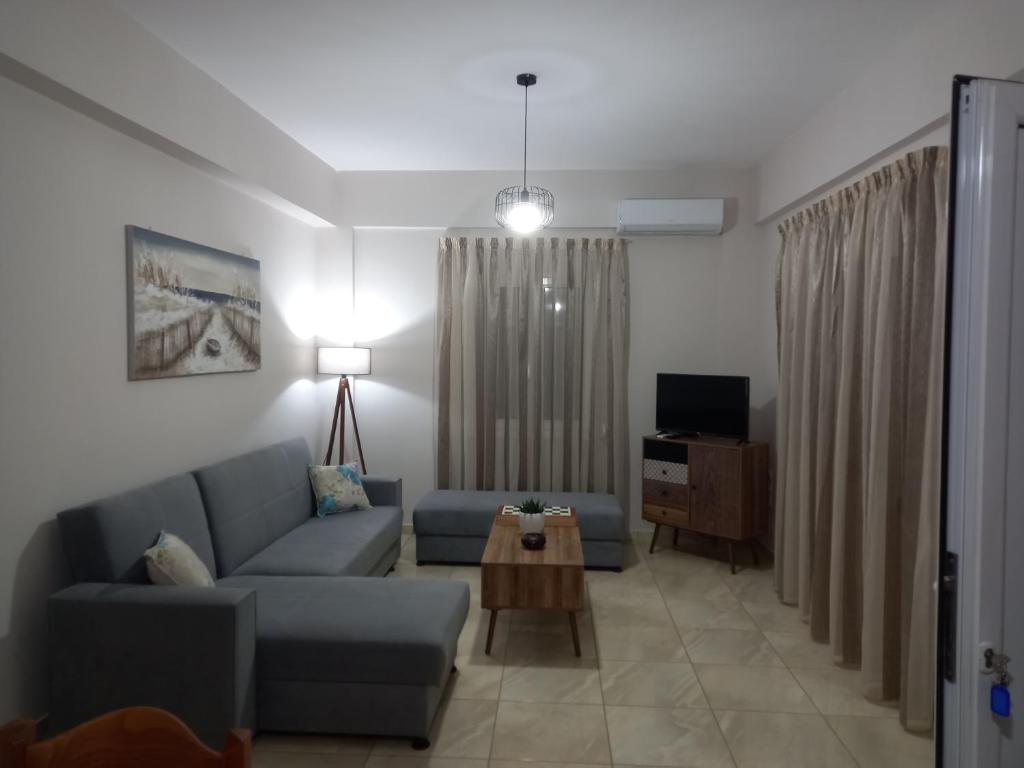 Elena House photo 4