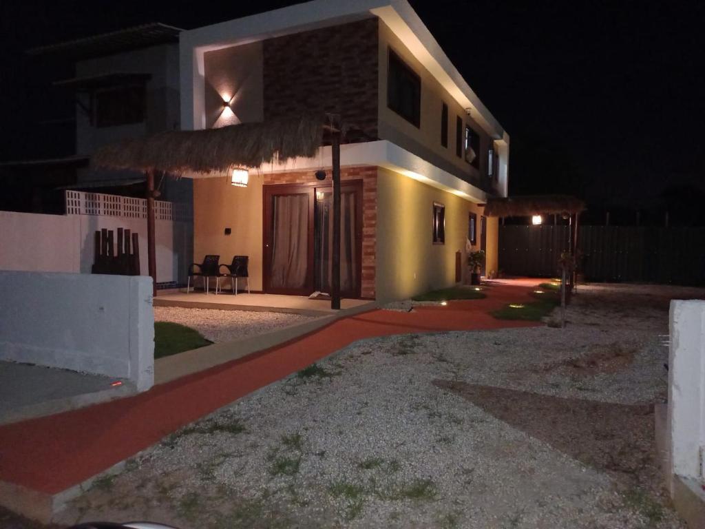 MRG - Condomínio NOVO FRANCES - Apartamento Duplex - 2 dormitórios