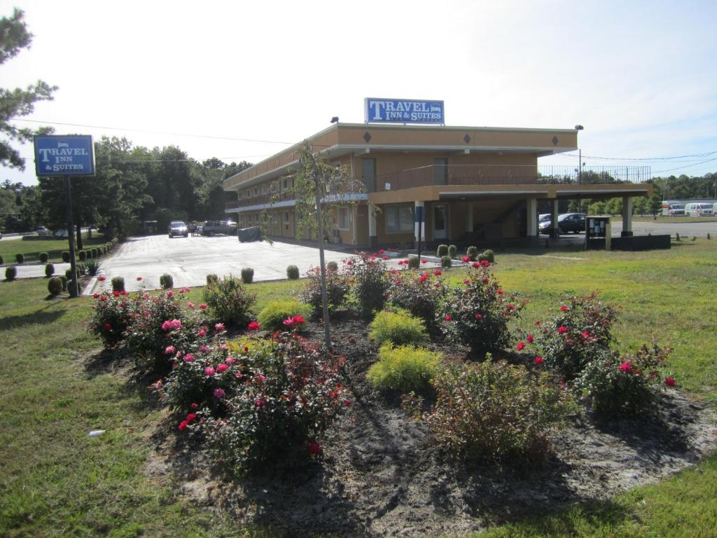 Travel Inn & Suites image
