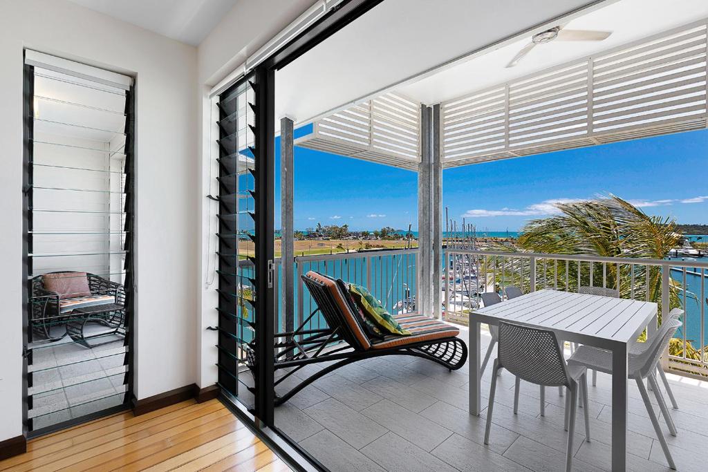 The Boathouse Apartments photo 2