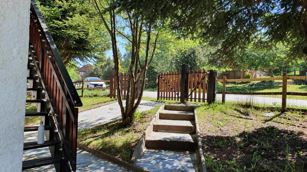 Chalet Individuel Les Sorbiers - 80m2 - Jardin - Barbecue - Wifi - Netflix - Ski & Randonnée - Pyrénées Catalanes Françaises - photo 2