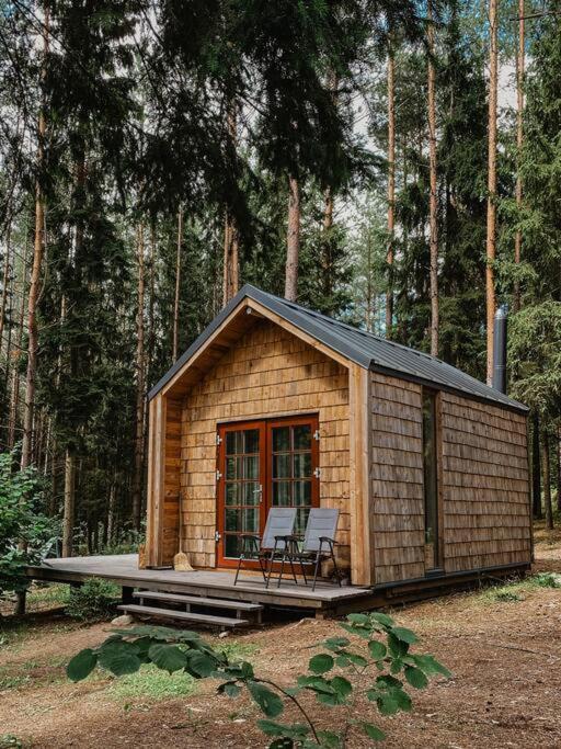 Private cosy forest cabin photo 2
