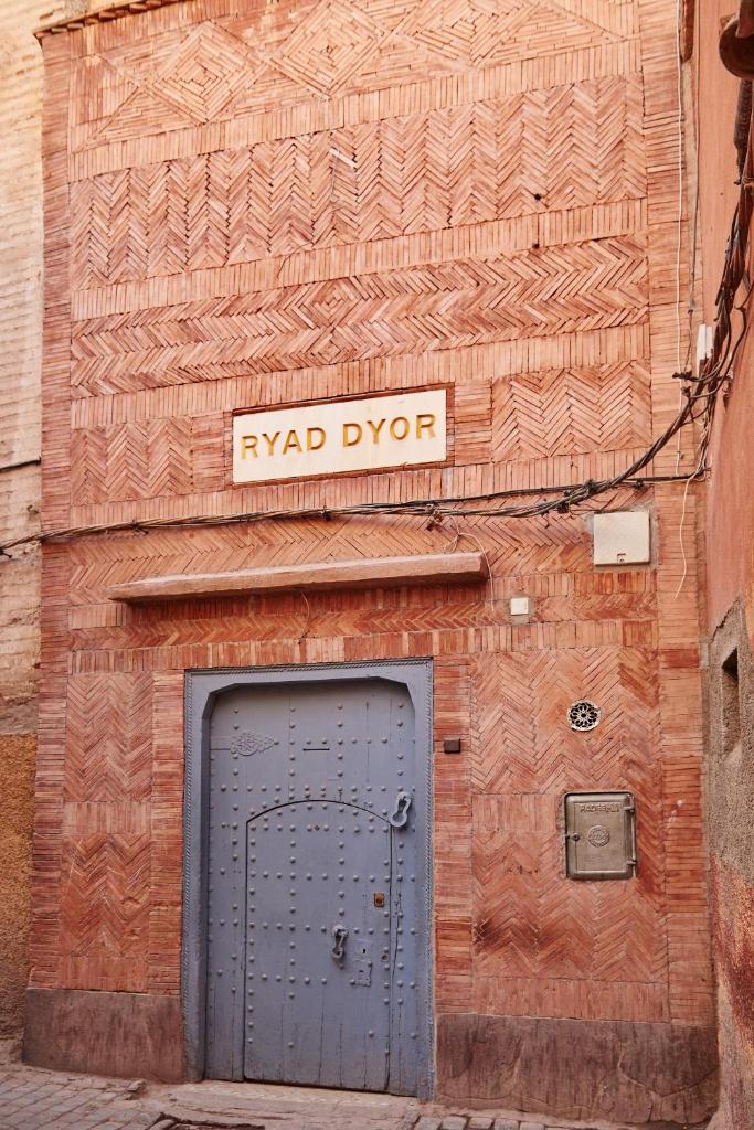 Ryad Dyor photo 1