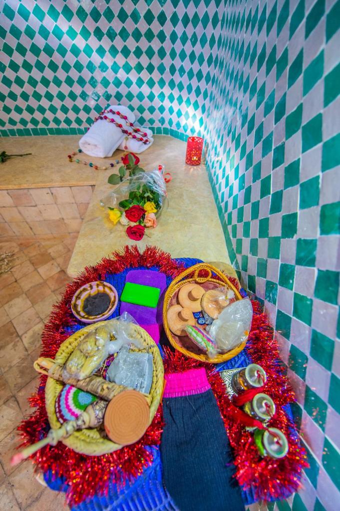Riad Khabia - Tap to explore photos